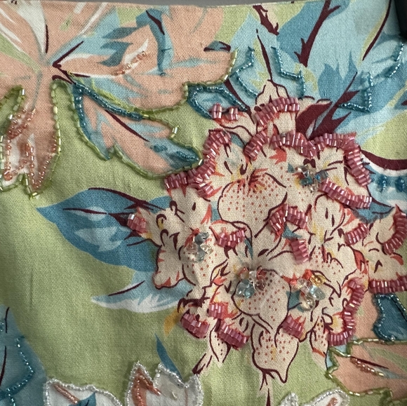 Spring Flower Print and Beaded Skirt Dolce Apparel - Picture 3 of 8